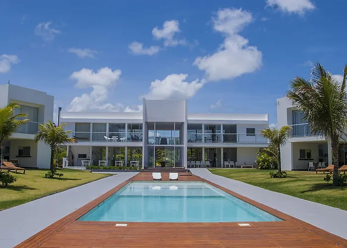 B Blue Beachouses